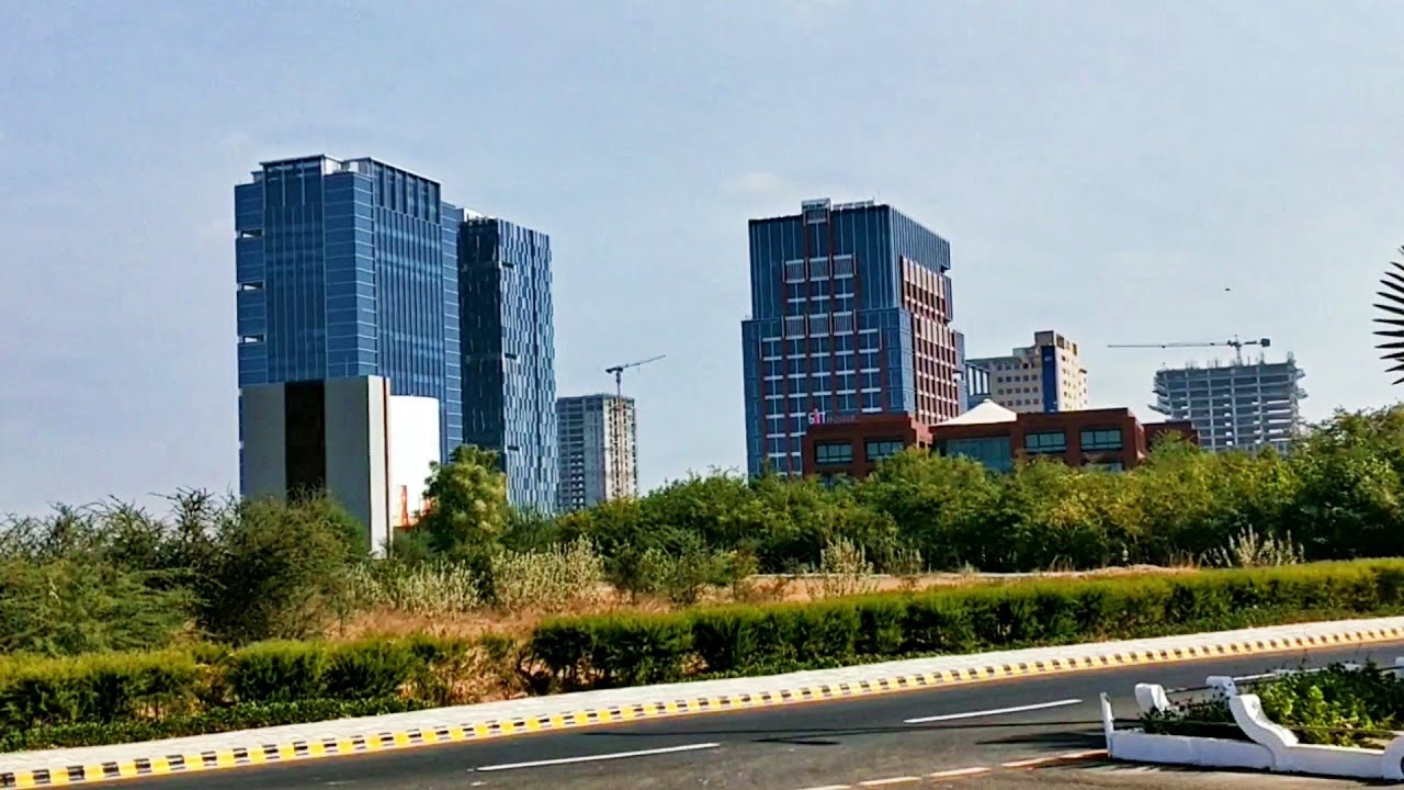 Resources 1 http://International%20business%20in%20GIFT%20City