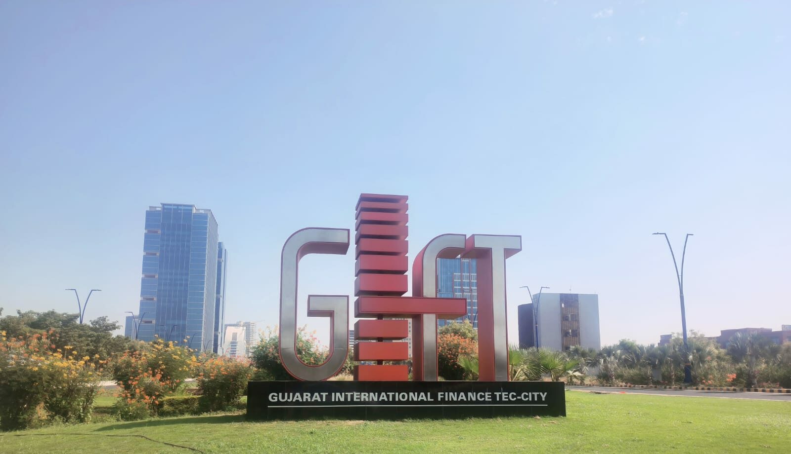 Resources 8 http://GIFT%20City%20Insurance